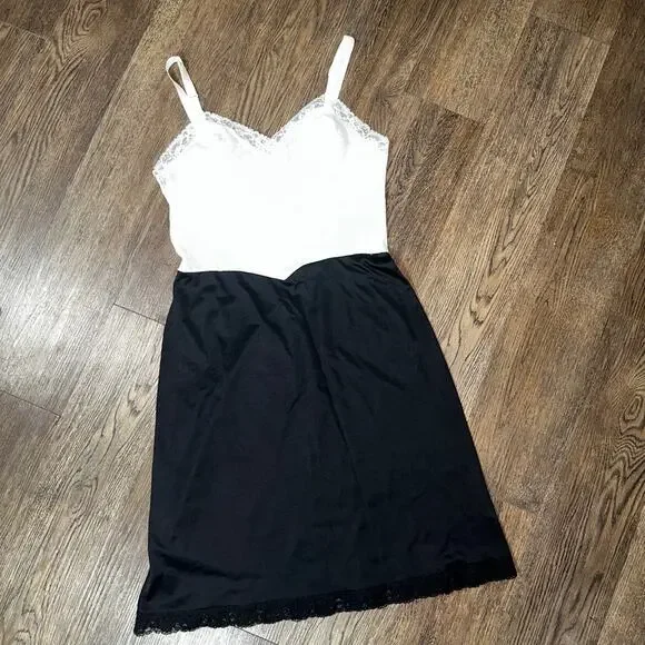 Vtg VAN ROALTE Full Slip Black Cream Lace Nylon 36 - Picture 7 of 7